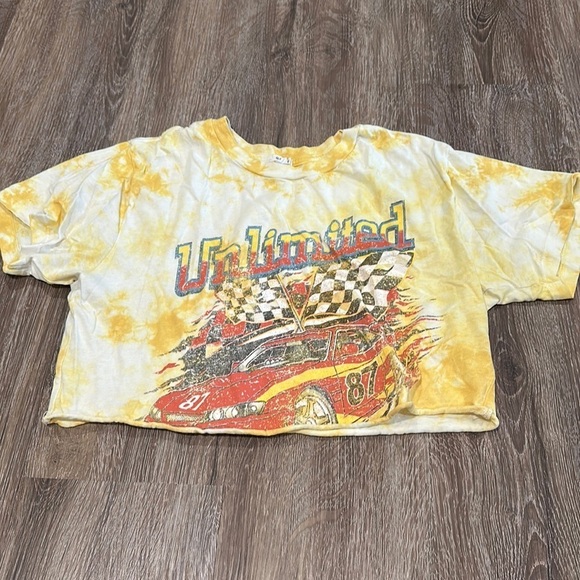 GARAGE Women’s Graphic Crop Top - Size Small - Picture 1 of 4